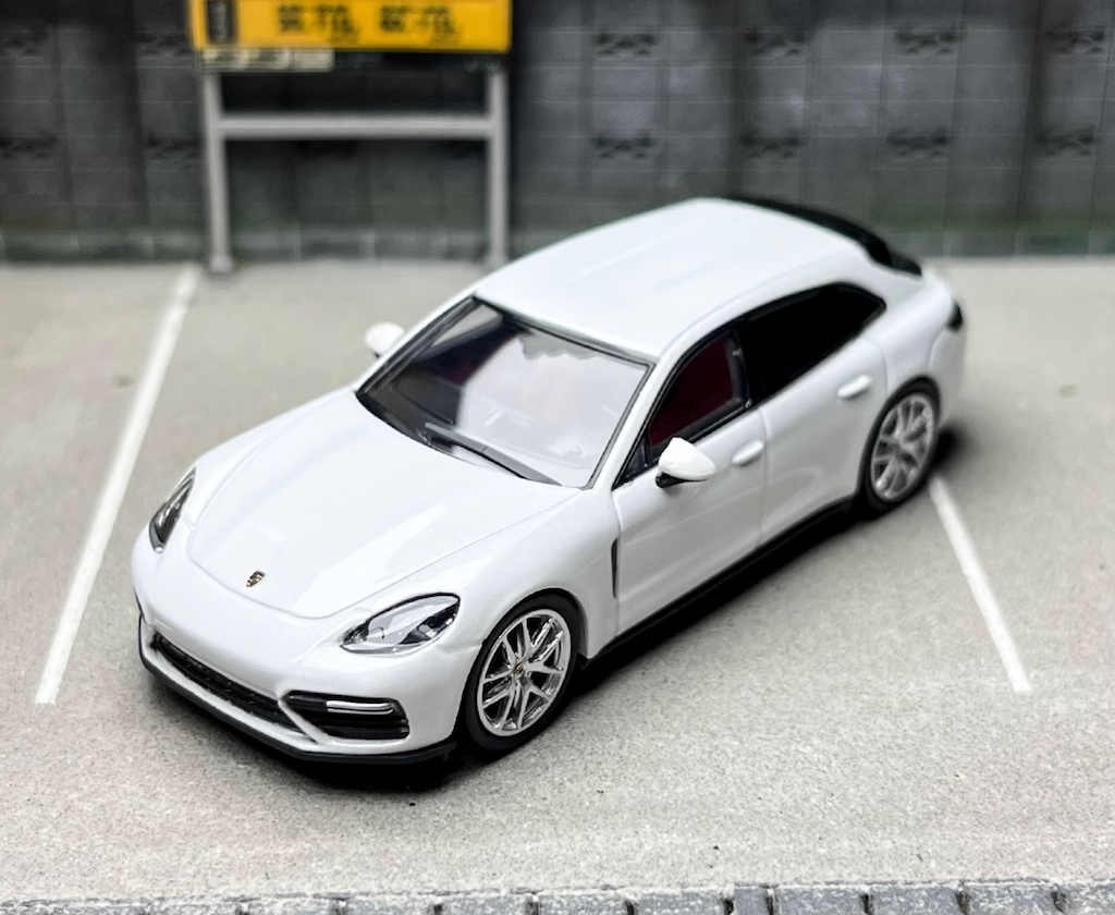 1:64 Furuya White Panamera Turbo Turismo Sports Model Diecast Metal Car BN