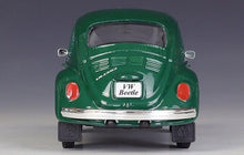 Load image into Gallery viewer, Maisto 1:24 Green VW Beetle Classic Sports Model Toy Diecast Metal Car BN
