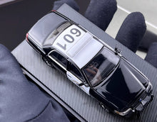 Load image into Gallery viewer, Rollin 1:64 CROWN VICTORIA CA Highway Patrol Police Model Diecast Metal Car
