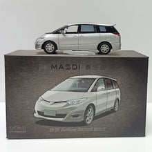 Load image into Gallery viewer, Masdi 1:64 Silver 2006 Estima Previa GSR50 Van MPV Model Diecast Metal Car New Collection
