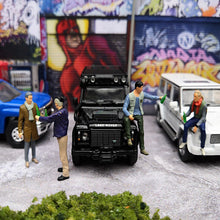 Load image into Gallery viewer, 1:64 Painted Figure Mini Model Miniature Resin Diorama Cheers Chat Drinking Man
