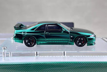 Load image into Gallery viewer, FH 1:64 Green Carbon Skyline GTR R33 Racing Sports Model Diecast Metal Car New Collection
