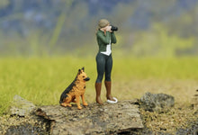 Load image into Gallery viewer, 1:64 Painted Figure Model Miniature Resin Diorama Backpaker Photographer Camera Collection
