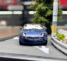 Load image into Gallery viewer, Minigt 1:64 Blue Alpina Z8 Convertible Sports Model Diecast Metal Car New Collection
