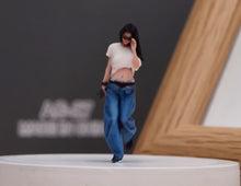 Load image into Gallery viewer, 1:64 Painted Figure Model Miniature Resin Diorama Toy Sand White Tee Denim Cool
