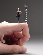 Load image into Gallery viewer, 1:64 Painted Unpainted Figure Model Miniature Resin Diorama Sand Lady Killer Toy New
