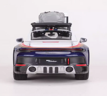 Load image into Gallery viewer, Bburago 1:24 911 Dakar Coupe #953 Racing Sports Model Diecast Metal Car New
