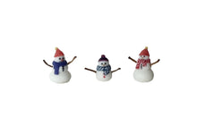 Load image into Gallery viewer, 1:64 Painted Figure Mini Model Miniature Resin Diorama Sand Toy Snowman Set Cute
