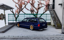 Load image into Gallery viewer, Mortal 1:64 Blue Gold Rim S124 E300 Wagon Roof Bike Model Diecast Metal Car
