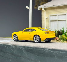 Load image into Gallery viewer, GOC 1:64 Yellow Camaro Coupe SS Sports Model Diecast Metal Car New Collection
