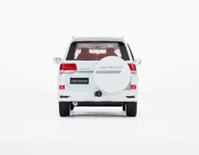 Load image into Gallery viewer, Masdi 1:64 2016 White Land Cruiser LC200 ORV GXR V6 Model Diecast Metal Car
