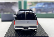 Load image into Gallery viewer, Bliss 1:64 Silver Suburban GMT400 SUV Sports Model Diecast Metal Car New Collection
