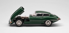Load image into Gallery viewer, GFCC 1:64 1961 E Type Roadster Hard Top Sports Model Diecast Metal Car
