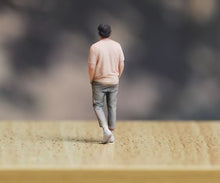 Load image into Gallery viewer, 1:64 Painted Figure Model Miniature Resin Diorama Sand Walking Man Cool Guy
