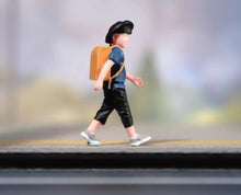 Load image into Gallery viewer, 1:64 Painted Figure Model Miniature Resin Diorama Sand Student Kids Boy Children New Collection
