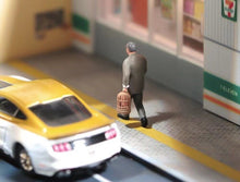 Load image into Gallery viewer, 1:64 Painted Figure Model Miniature Resin Diorama Sand Man With Bird Cage Stroll Collection
