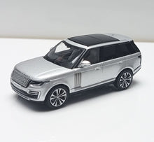 Load image into Gallery viewer, Masdi 1:64 2020 Silver Range Rover SUV ORV Sports Model Diecast Metal Car New Collection

