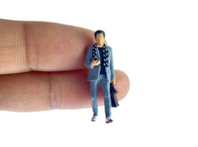 Load image into Gallery viewer, 1:64 Painted Figure Model Miniature Resin Diorama Sand Bussiness Man Lady Set New
