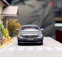 Load image into Gallery viewer, King 1:64 Gray CLS63 Shooting Brake Wagon Sports Model Diecast Metal Car New Collection
