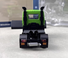 Load image into Gallery viewer, DBGT 1:64 Green Fuso The Great Truck Tractor Model Diecast Metal Car New Collection
