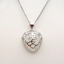 Load image into Gallery viewer, Nature Jade Love Pendant Necklace Gift Jewelry charm Blessing Adore Jewelry m
