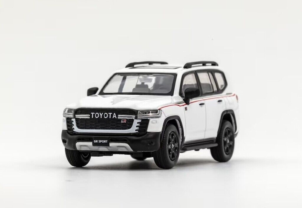 Masdi 1:64 White LC300 Land Cruiser GR-S ORV Sports Model Diecast Metal Car