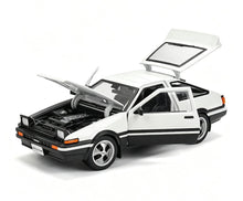 Load image into Gallery viewer, Maisto 1:24 White Sprinter Trueno AE86 Sport Open Model Diecast Metal Car New Collection
