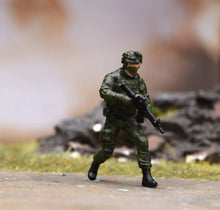Load image into Gallery viewer, 1:64 Painted Figure Model Miniature Resin Diorama Scene Commando Soldiers Team
