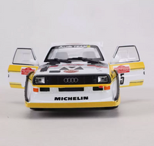 Load image into Gallery viewer, Bburago 1:24 1985 Quattro S1 E2 #5 Racing Open Model Diecast Metal Car New Collection
