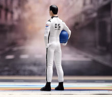 Load image into Gallery viewer, 1:24 Painted Figure Model Miniature Resin Diorama Racer Racing Driver Man Helmet
