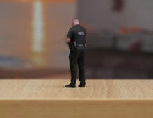 Load image into Gallery viewer, 1:24 Painted Figure Model Miniature Resin Diorama Sand Policeman Poiice Standing
