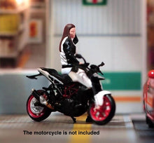 Load image into Gallery viewer, 1:64 Painted Figure Model Miniature Resin Diorama Sand Cool Lady Girl Leaning Collection
