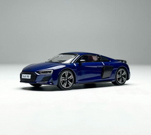 Load image into Gallery viewer, Masdi 1:64 Dark Blue 2022 R8 V10 Coupe Sports Model Diecast Metal Car New Collection
