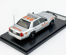 Load image into Gallery viewer, Rollin 1:64 CROWN VICTORIA Georgia Patrol Police Model Diecast Metal Car
