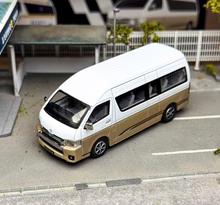 Load image into Gallery viewer, Masdi 1:64 White Gold Hiace H200 Mini Van Sports Model Diecast Metal Car New Collection
