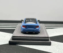 Load image into Gallery viewer, DAP 1:64 Blue M4 F82 Coupe Widebody Sports Model Diecast Metal Car
