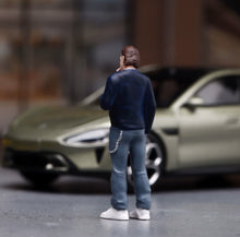 Load image into Gallery viewer, 1:64 Painted Figure Model Miniature Resin Sand Diorama Cool Man In Black Stand
