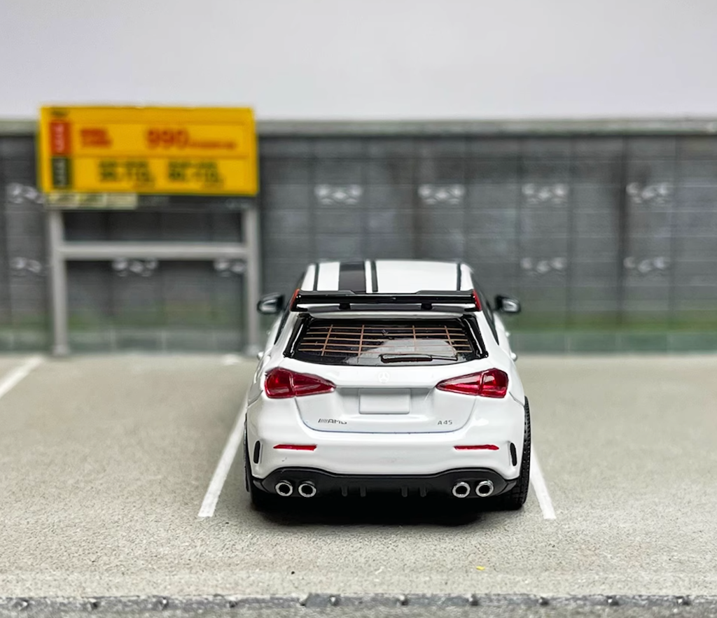 XT 1:64 A45 AMG Hatchback Racing Sports Model Diecast Metal Car