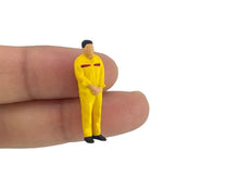 Load image into Gallery viewer, 1:64 Painted Figure Model Miniature Resin Diorama Sand Petrol Station Worker Set
