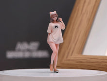 Load image into Gallery viewer, 1:64 Painted Figure Model Miniature Resin Diorama Toy Sand Kitten Girl Pretty
