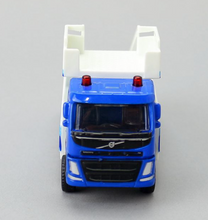 Load image into Gallery viewer, CCA 1:72 Volvo Airplane Boarding Vehicle Truck Model Toy Diecast Metal Car BN
