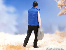 Load image into Gallery viewer, 1:64 Painted Figure Model Miniature Resin Diorama Sand Man Looking At Mobile Toy
