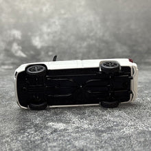 Load image into Gallery viewer, Para 1:64 White Silverado Single Cab Pickup Truck Model Diecast Metal Car New Collection
