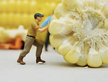 Load image into Gallery viewer, 1:64 Painted Figure Model Miniature Resin Diorama Workder Porter Handler Man Toy Collection
