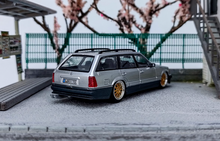 Load image into Gallery viewer, Mortal 1:64 Silver Gold Rim S124 E300 Wagon Roof Bike Model Diecast Metal Car
