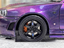 Load image into Gallery viewer, MH 1:18 Purple Skyling GTR R34 Nismo RB26DETT Engine Model Diecast Metal Car
