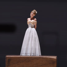 Load image into Gallery viewer, 1:64 Painted Figure Model Miniature Resin Diorama Wedding Couple Bride Groom
