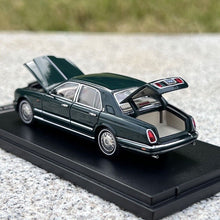 Load image into Gallery viewer, GFCC 1:64 Green 1998 Silver Seraph Sedan Classic Model Diecast Metal Car
