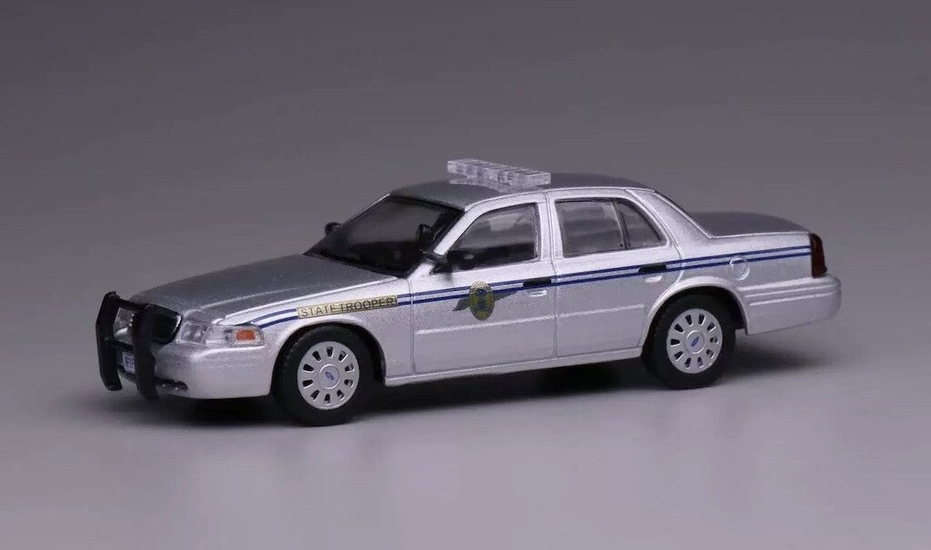 1:64 596 Police Crown Victoria CV EN114 Sedan Model Diecast Metal Car New Collection