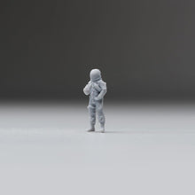 Load image into Gallery viewer, 1:64 Painted Unpainted Figure Model Miniature Resin Diorama Space Suit Astronaut New

